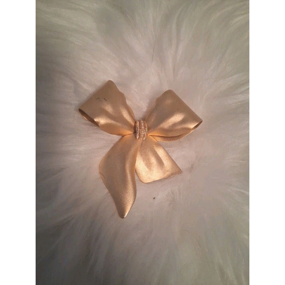 VINTAGE GOLD-PLATED BROOCH--BOW SHAPE W/RHINESTONES